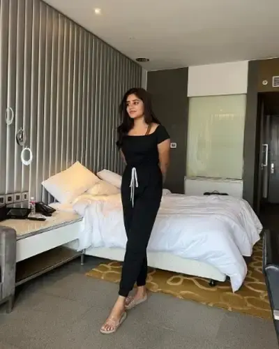 Call Girls Vijayanagar Cash On Delivery